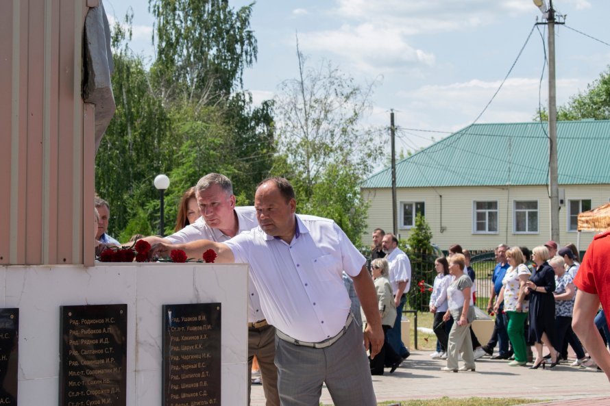 Хохольцы почтили память погибших в годы Великой Отечественной войны