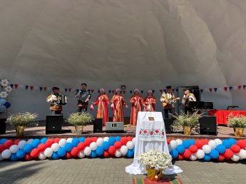 В День семьи, любви и верности в Хохольском чествовали супружеские пары