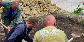 В Костенках перезахоронили останки восьми бойцов, погибших в Великой Отечественной войне
