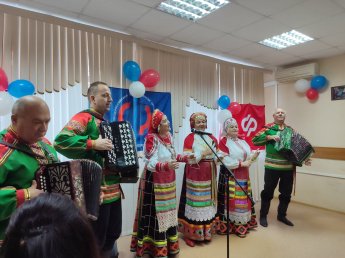 В Хохольском открыли Центр общения старшего поколения