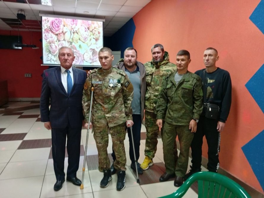 В селе Хохол чествовали участников СВО